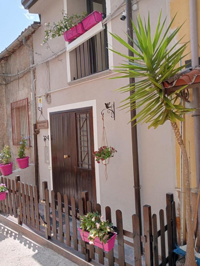 Casa Vacanze Da Clara カストロヴィッラリ エクステリア 写真
